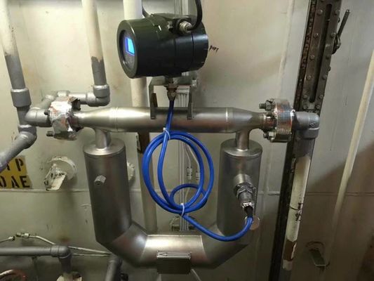 medidor de flujo de masa de alto grado de precisión 4-20mA de acuerdo con el protocolo de Hart medidor de flujo de masa de coriolis para combustible proveedor